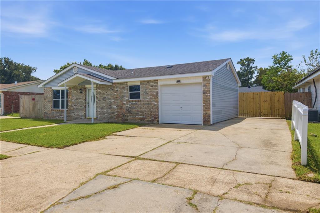 370 HESTER Drive