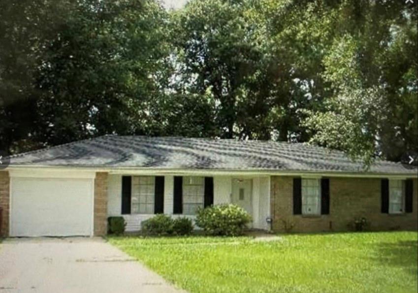 Photo 1 of 5 — 208 MARYLAND Drive, Luling, LA 70070