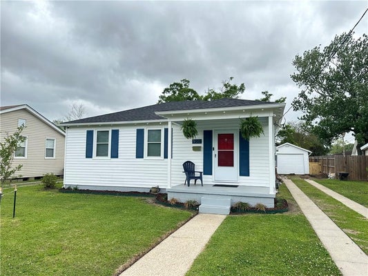 930 EVERGREEN DR, GRETNA, LA 70053 - Image 412cd5a68562f6d8a2e2dc0f9a4637ca/2108375255