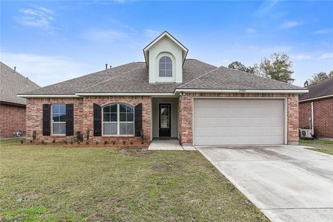 23294 CONIFER Drive Denham Springs LA 70706