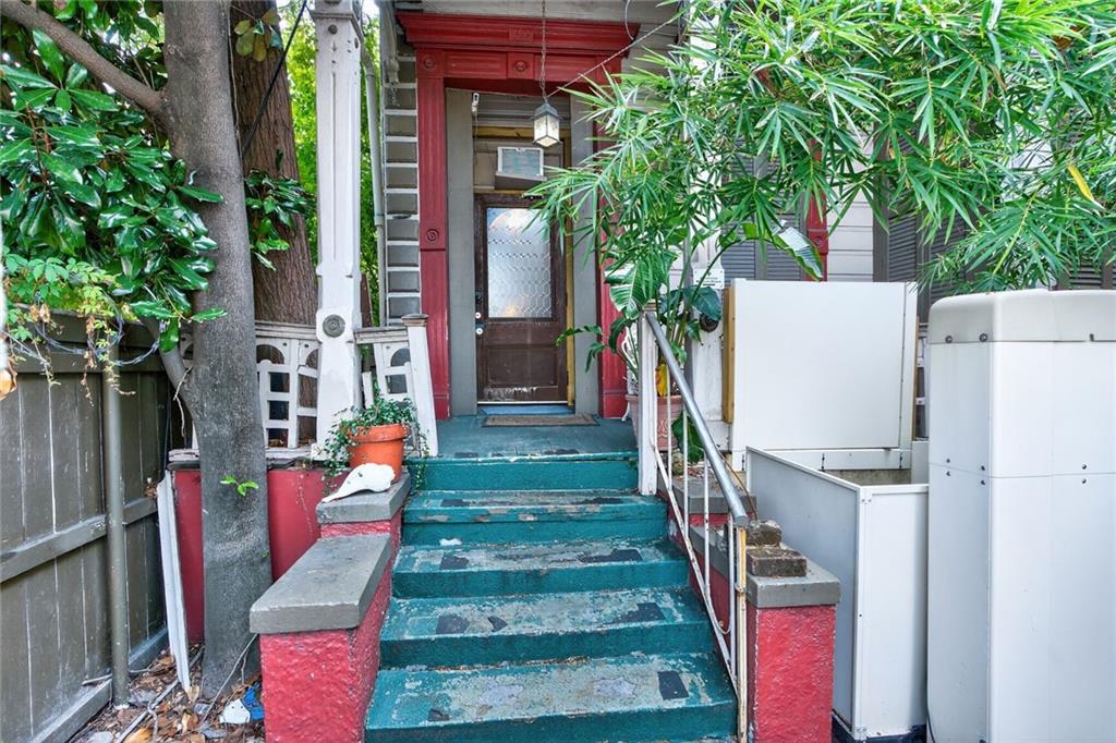 1422 N RAMPART Street