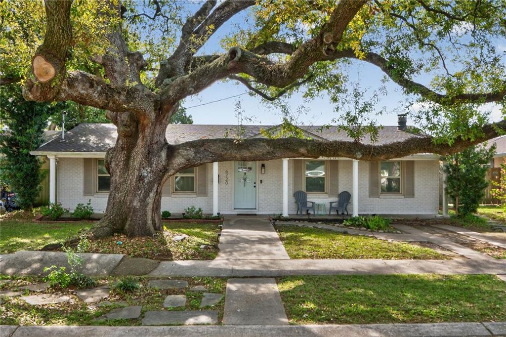 6720 W MAGNOLIA Boulevard