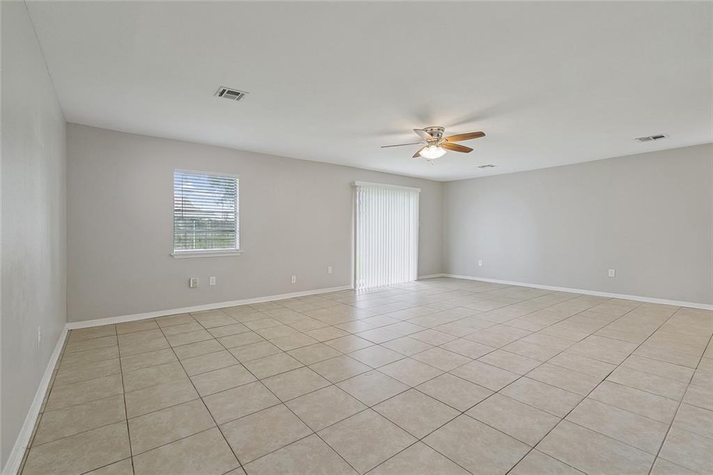 1728 GREENWOOD Drive