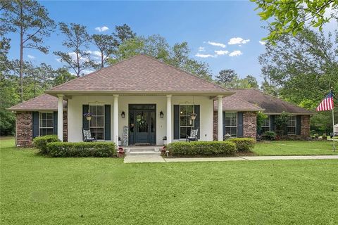 Photo of 80082 WOODLAND Drive, Bush, LA 70431 (MLS # 2552515)