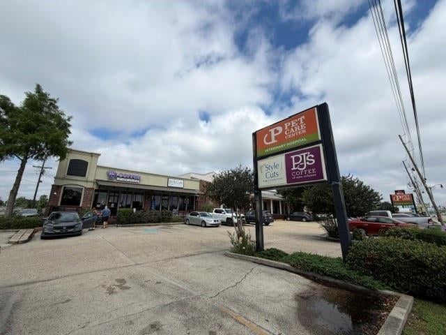 2200 DAVID Drive