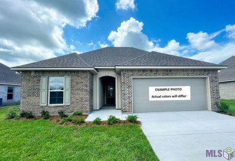 Photo of 3049 Estelle Court, Covington, LA 70435 (MLS # NO2026009264)