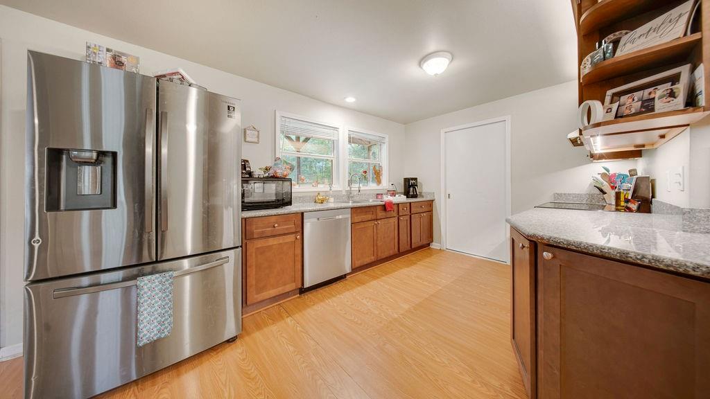 69393 RACE HORSE Road