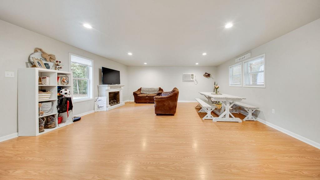 69393 RACE HORSE Road