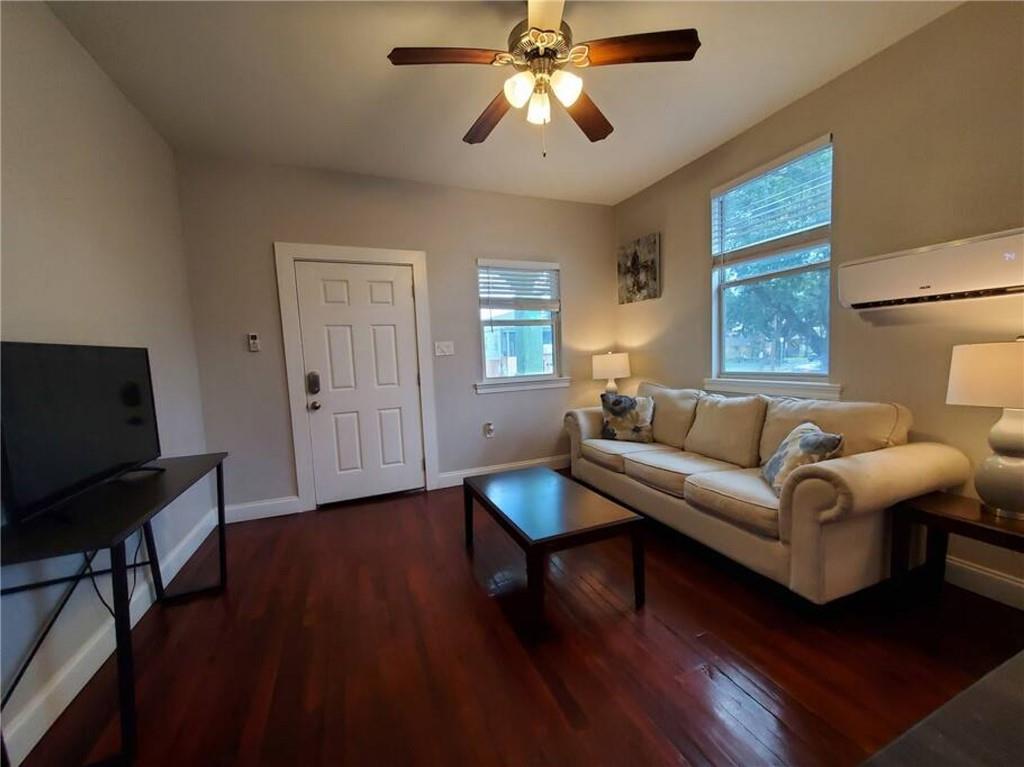 5924 26 SAINT CLAUDE Street