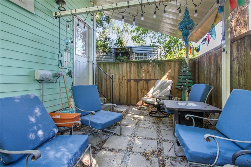 New Orleans, Louisiana 70117, United States, 5 Bedrooms Bedrooms, ,2 BathroomsBathrooms,Residential,Active,22365