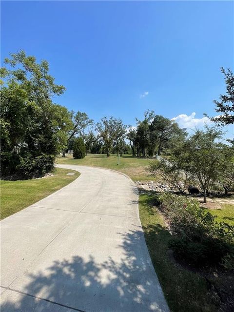 1 ST. PAUL Place Destrehan LA 70047