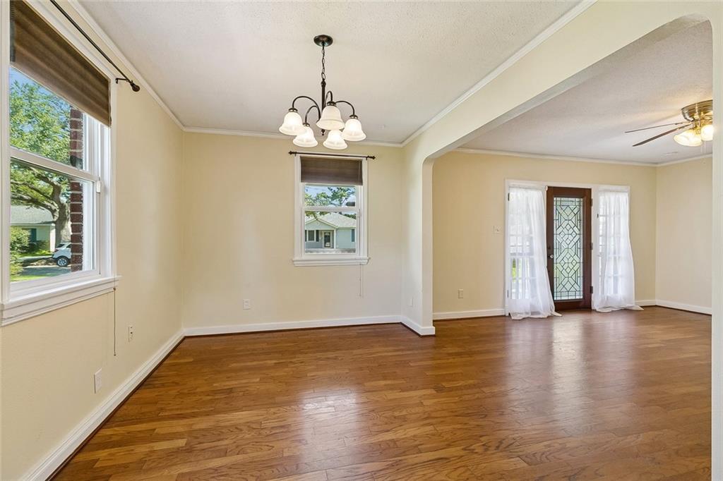 540 JEFFERSON PARK Avenue
