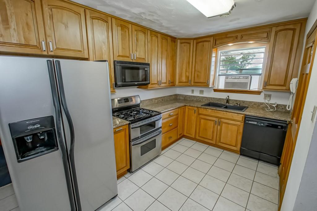 4140 OLE MISS Drive