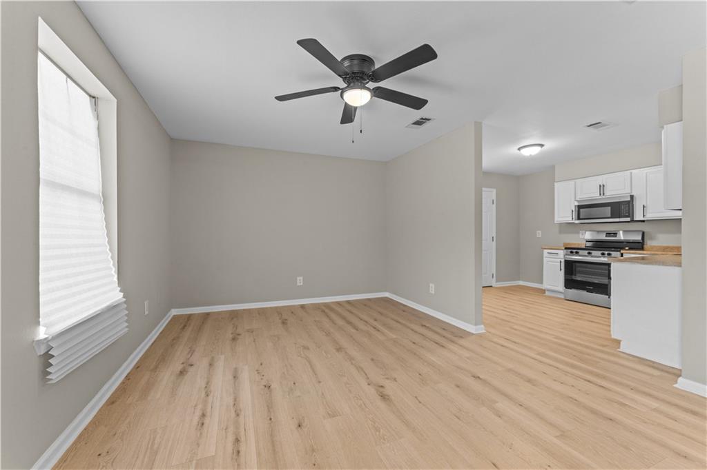 301 E LIBERAUX Street