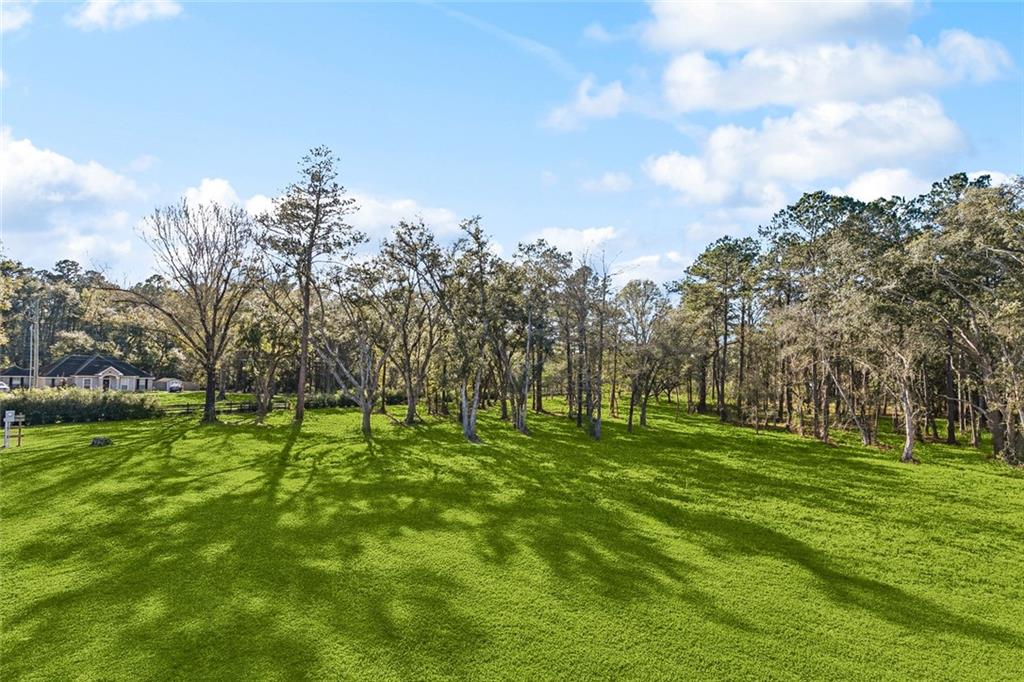 12705 CROSSVINE Drive