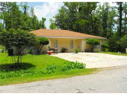 Photo 1 of 9 — 1530 LIVE OAK Street, Slidell, LA 70460
