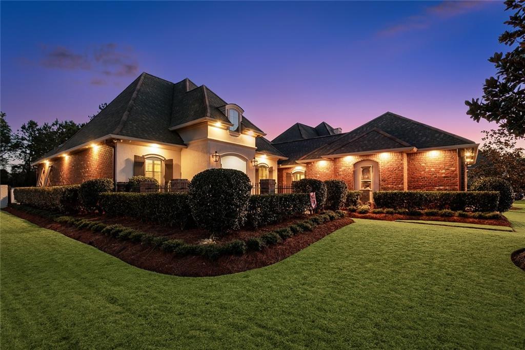 749 S CORNICHE DU LAC Street