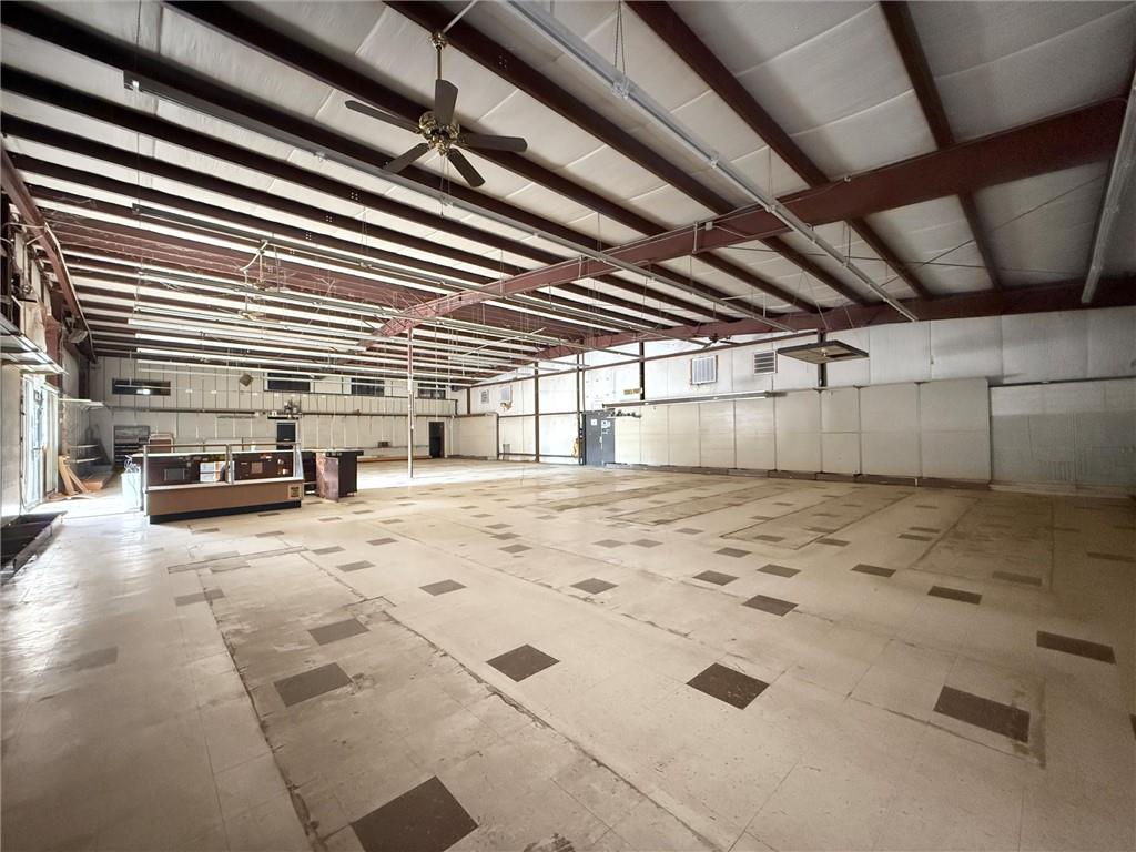 28017 HWY 190 Highway