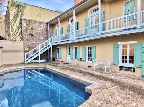 618 DAUPHINE Street New Orleans LA 70112