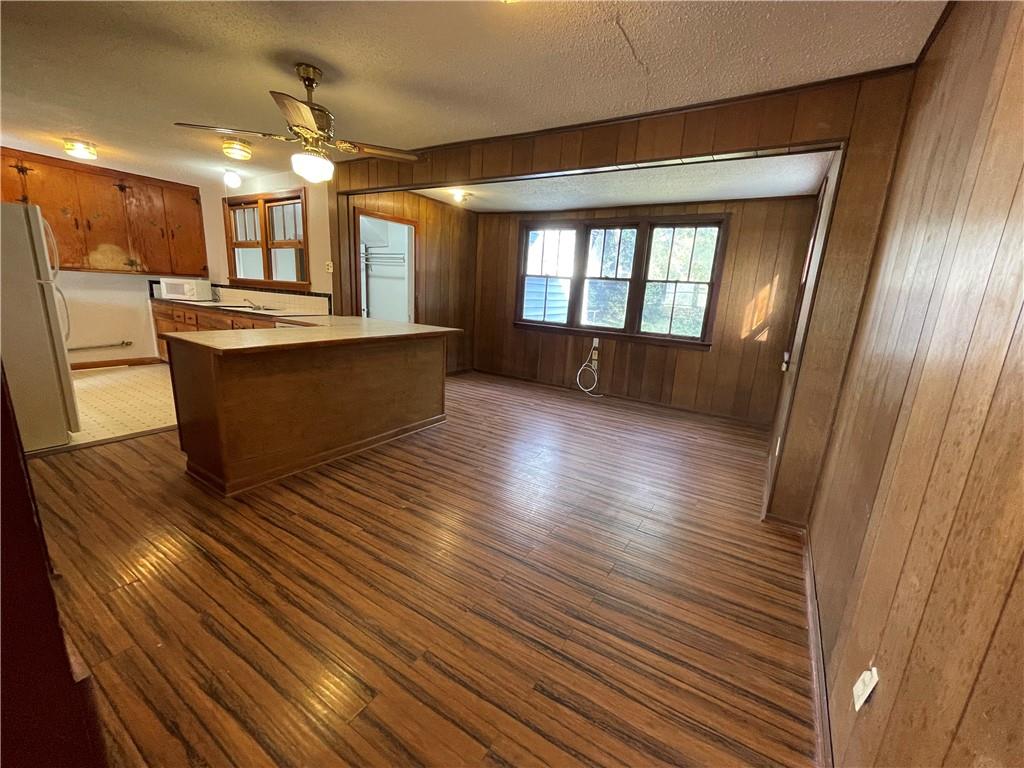 65 WILLOW Drive