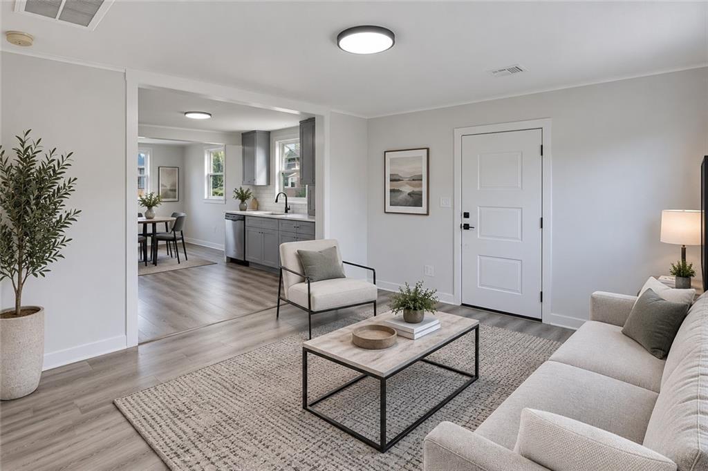 258 EAST Avenue