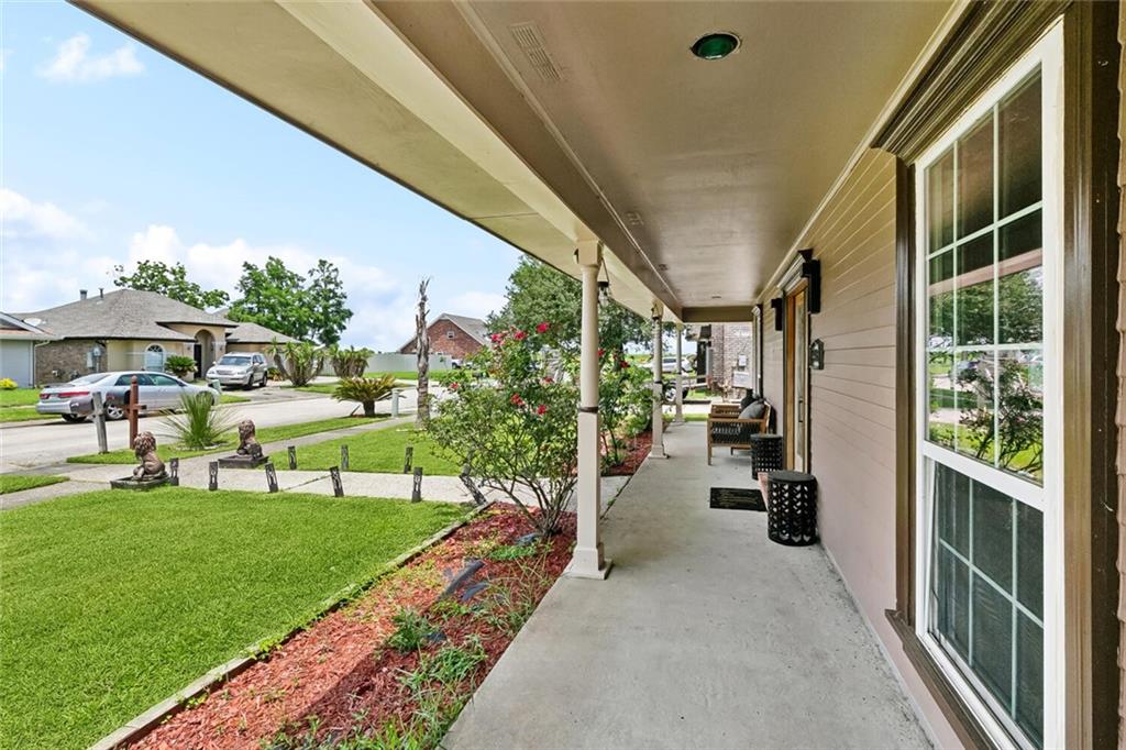 3405 MOSS Lane