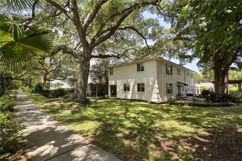 35 THRASHER Street