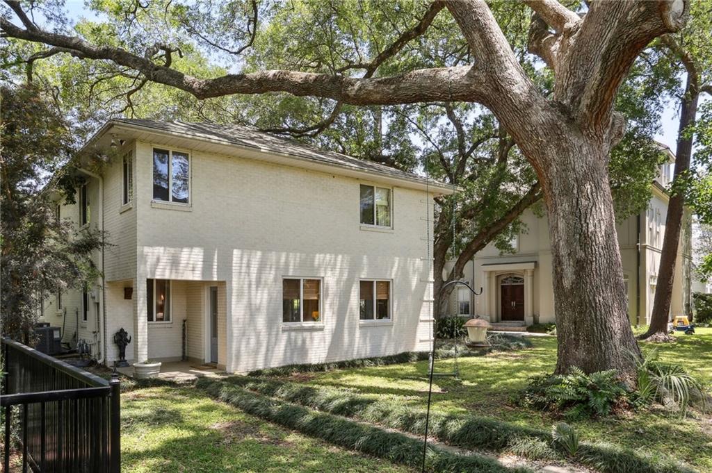 35 THRASHER Street