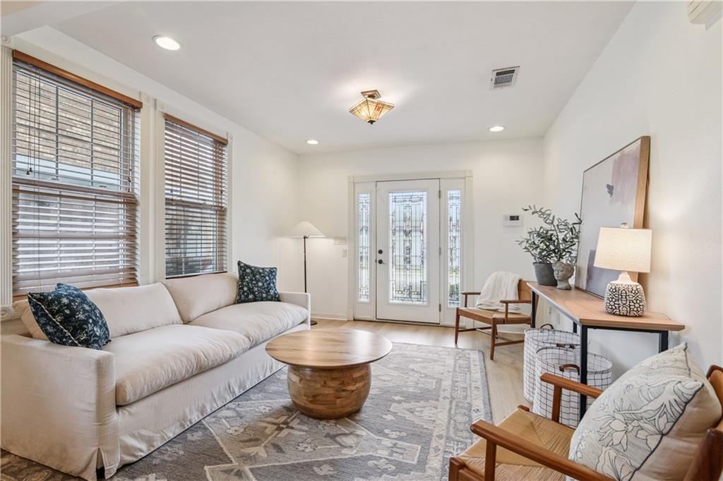 5496 HAWTHORNE Place