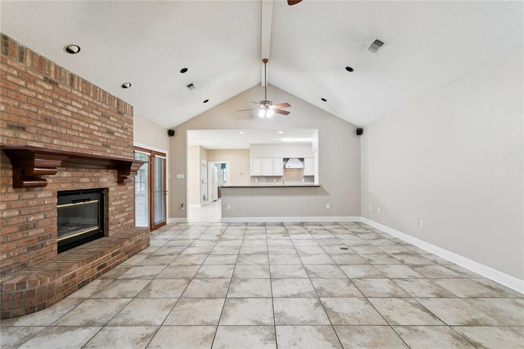 22399 LONGLEAF Drive