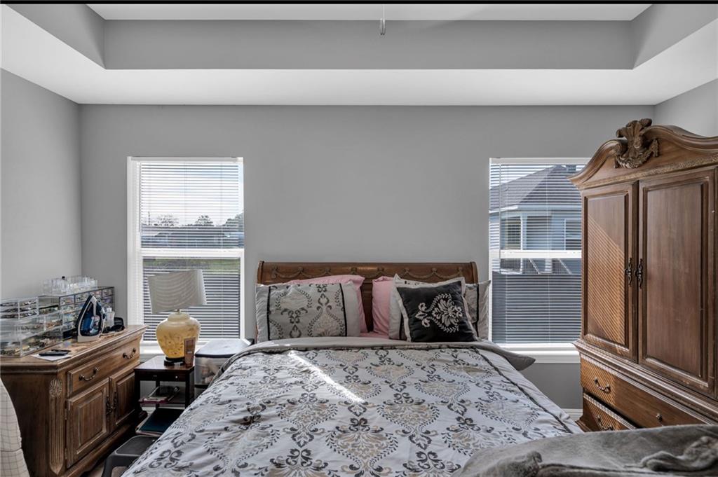 2208 HUEY P LONG Avenue