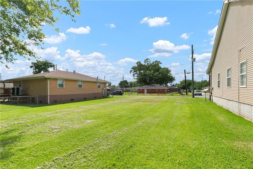 2147 BEACHHEAD Lane