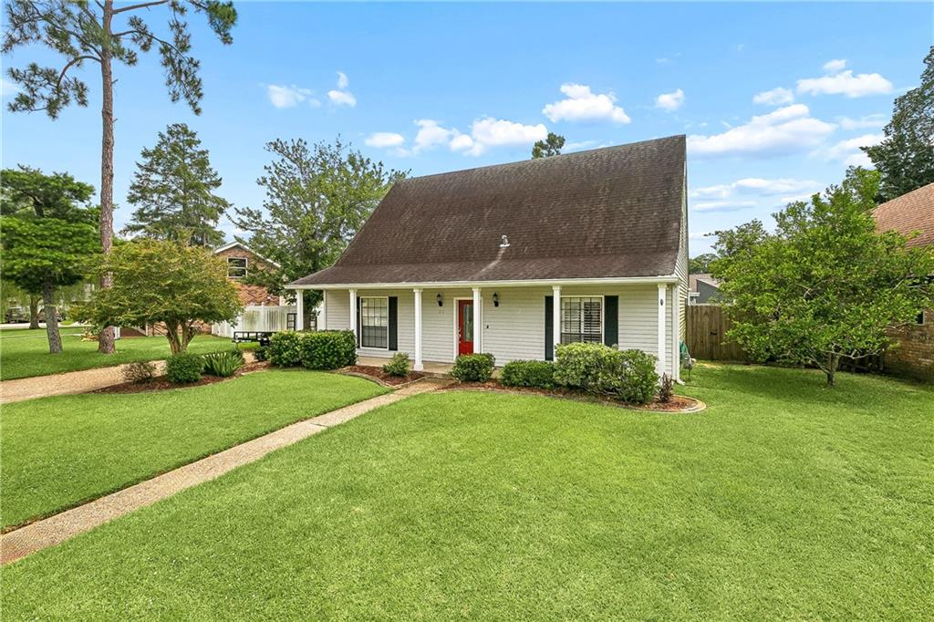 24 MYRTLE HILL Drive