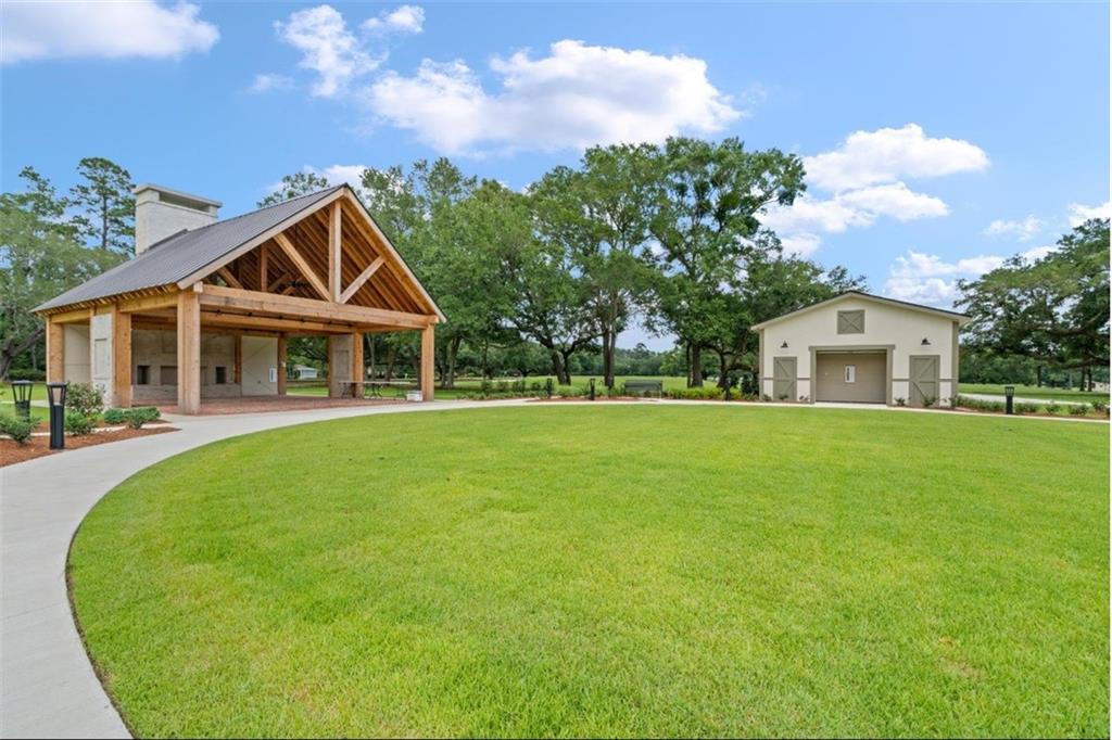 73 SILVERBERRY Drive