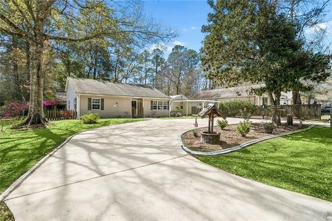 Photo of 1404 LOTUS EXT Road, Mandeville, LA 70448 (MLS # 2545982)