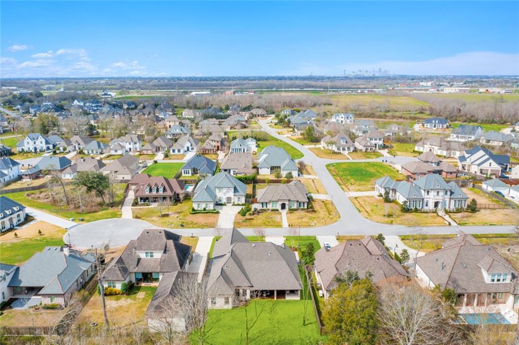 Belle Chasse, Louisiana 70037, United States, 5 Bedrooms Bedrooms, ,5 BathroomsBathrooms,Residential,Pending,50361