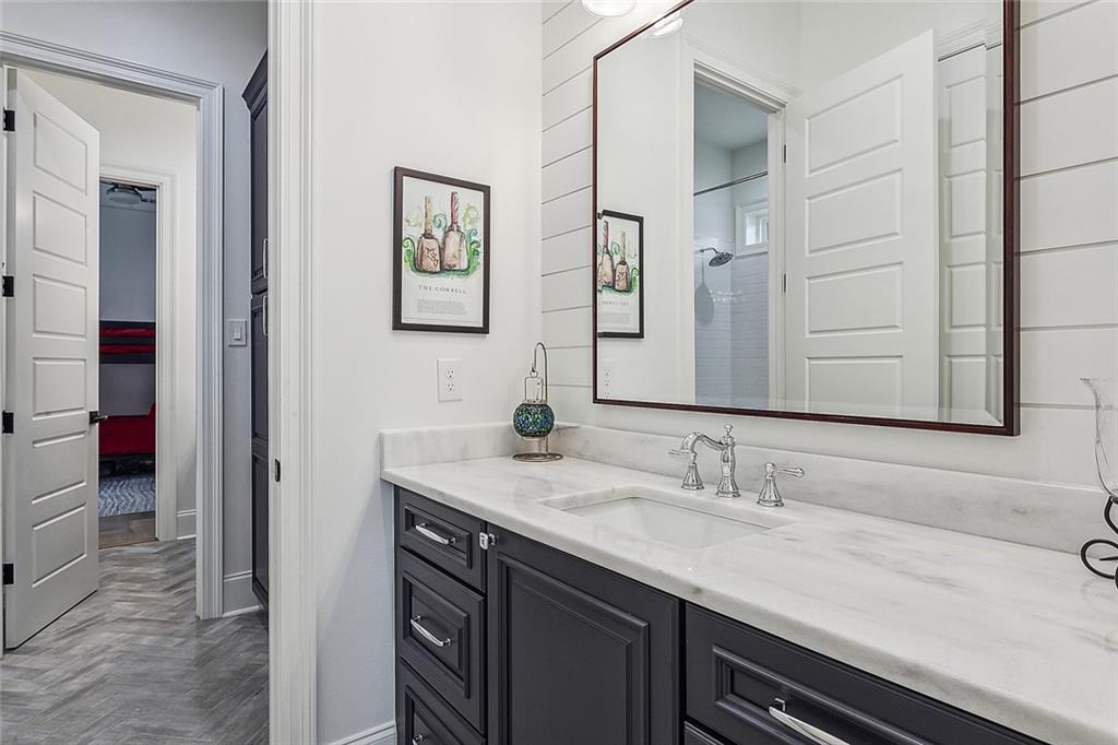 Belle Chasse, Louisiana 70037, United States, 5 Bedrooms Bedrooms, ,5 BathroomsBathrooms,Residential,Pending,50361