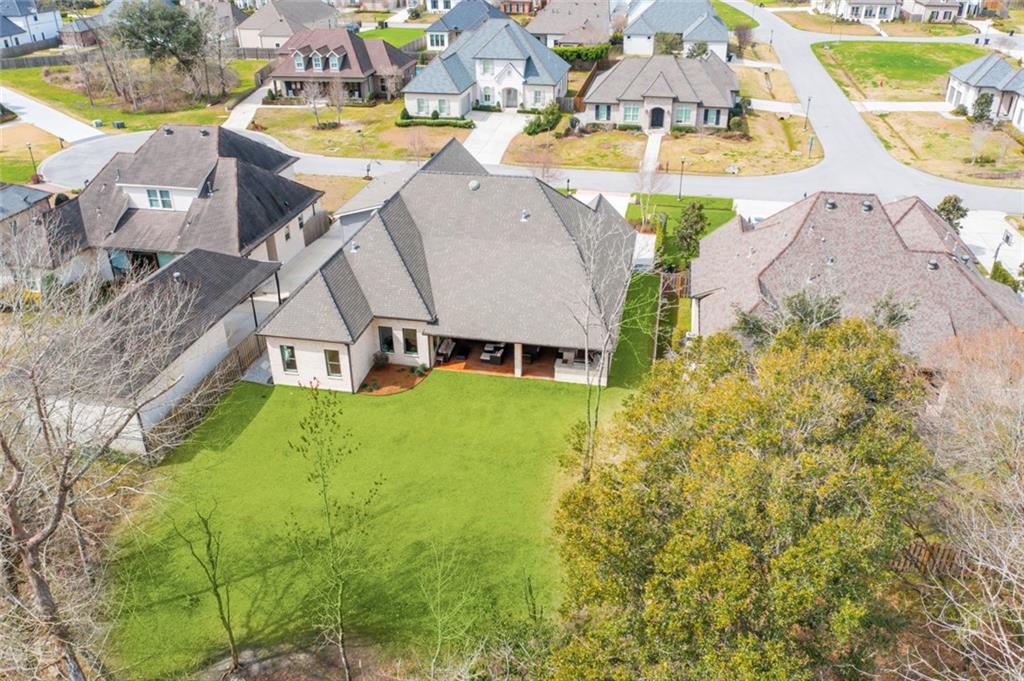 Belle Chasse, Louisiana 70037, United States, 5 Bedrooms Bedrooms, ,5 BathroomsBathrooms,Residential,Pending,50361