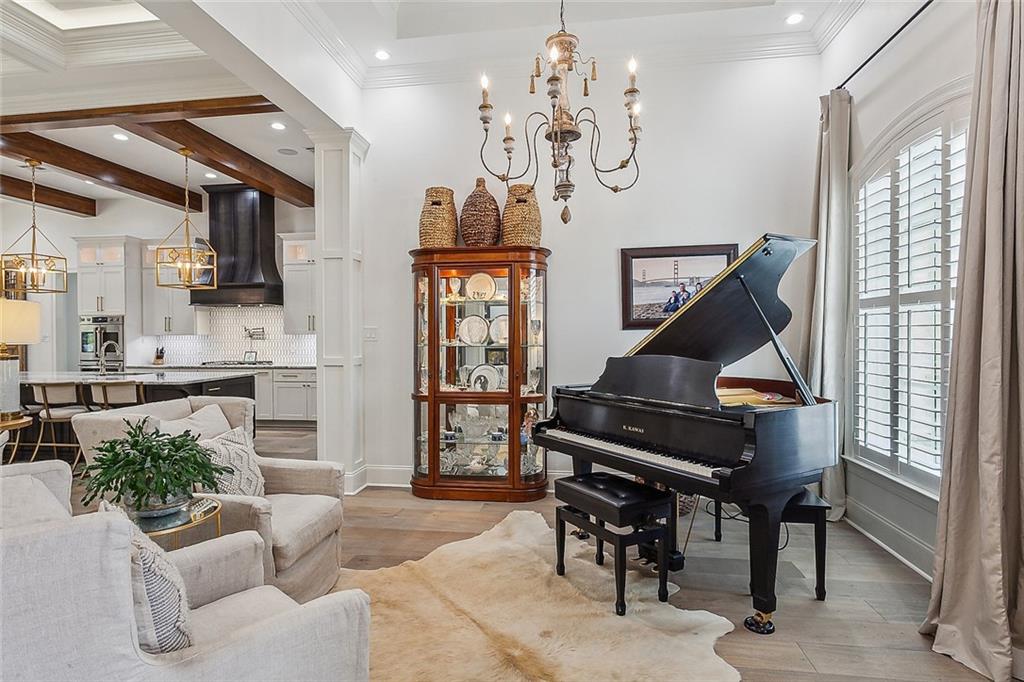 Belle Chasse, Louisiana 70037, United States, 5 Bedrooms Bedrooms, ,5 BathroomsBathrooms,Residential,Pending,50361