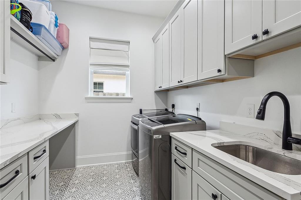 Belle Chasse, Louisiana 70037, United States, 5 Bedrooms Bedrooms, ,5 BathroomsBathrooms,Residential,Pending,50361