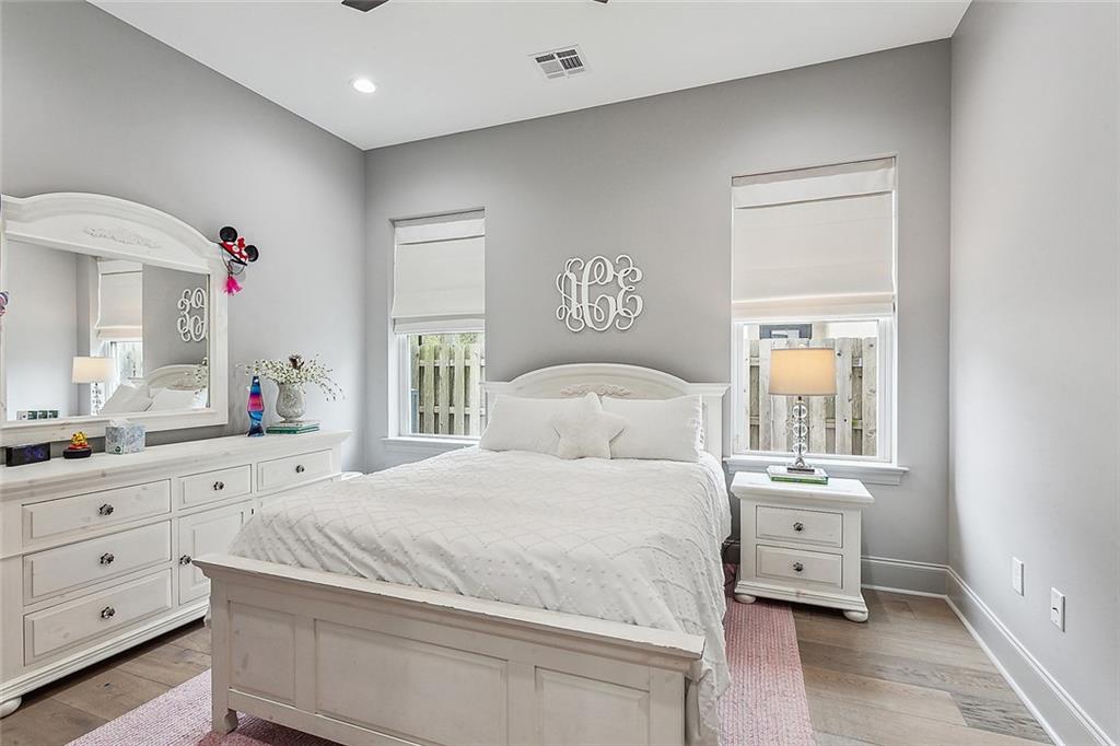 Belle Chasse, Louisiana 70037, United States, 5 Bedrooms Bedrooms, ,5 BathroomsBathrooms,Residential,Pending,50361