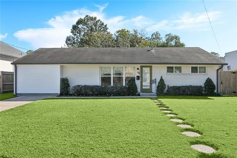 7030 MICHAEL Place Harahan LA 70123