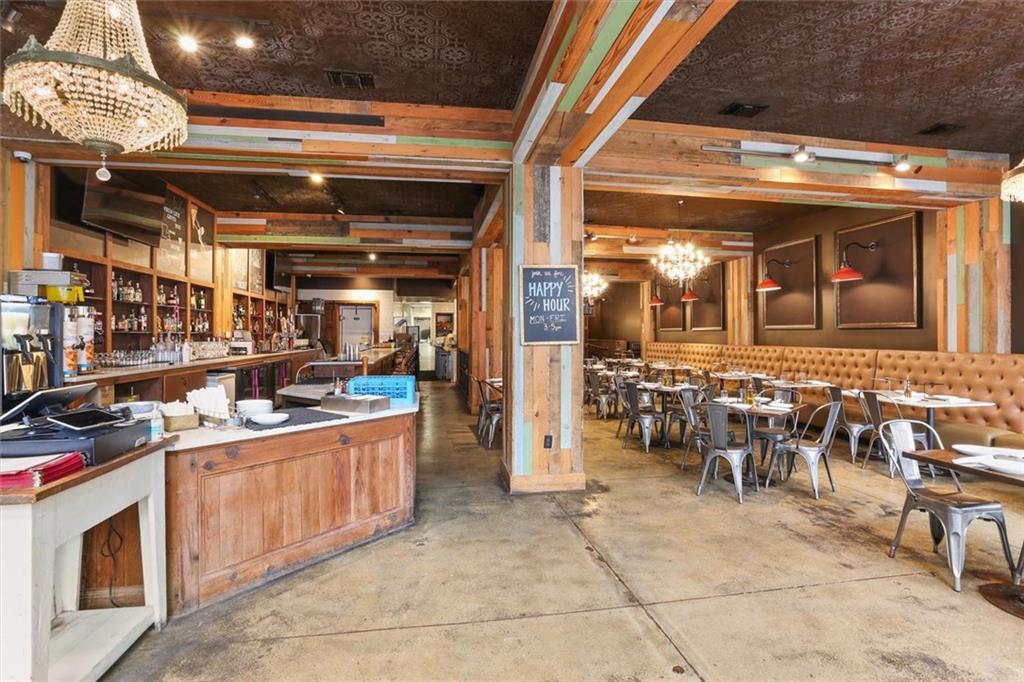 4933-35 MAGAZINE Street