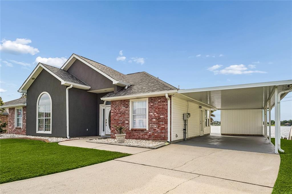 219 MOONRAKER Drive