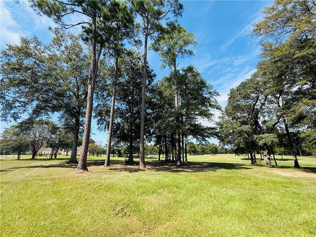 841 CAMPHILL Drive