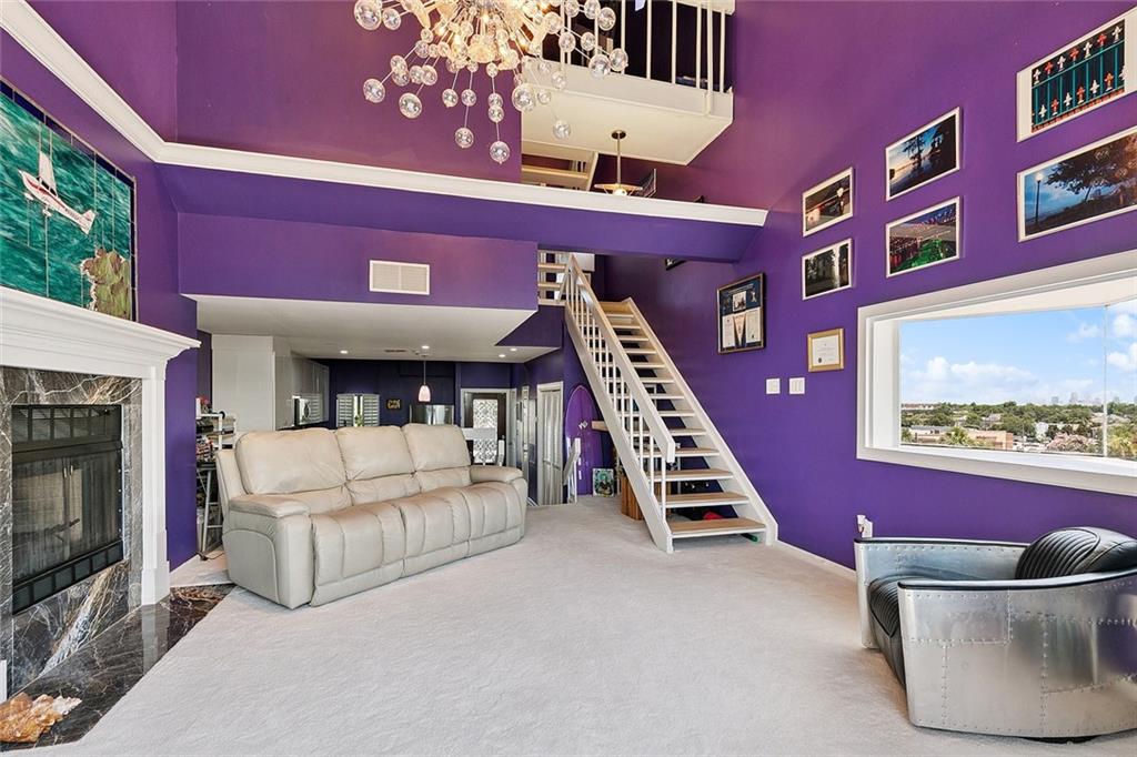 7300 LAKESHORE Drive 2