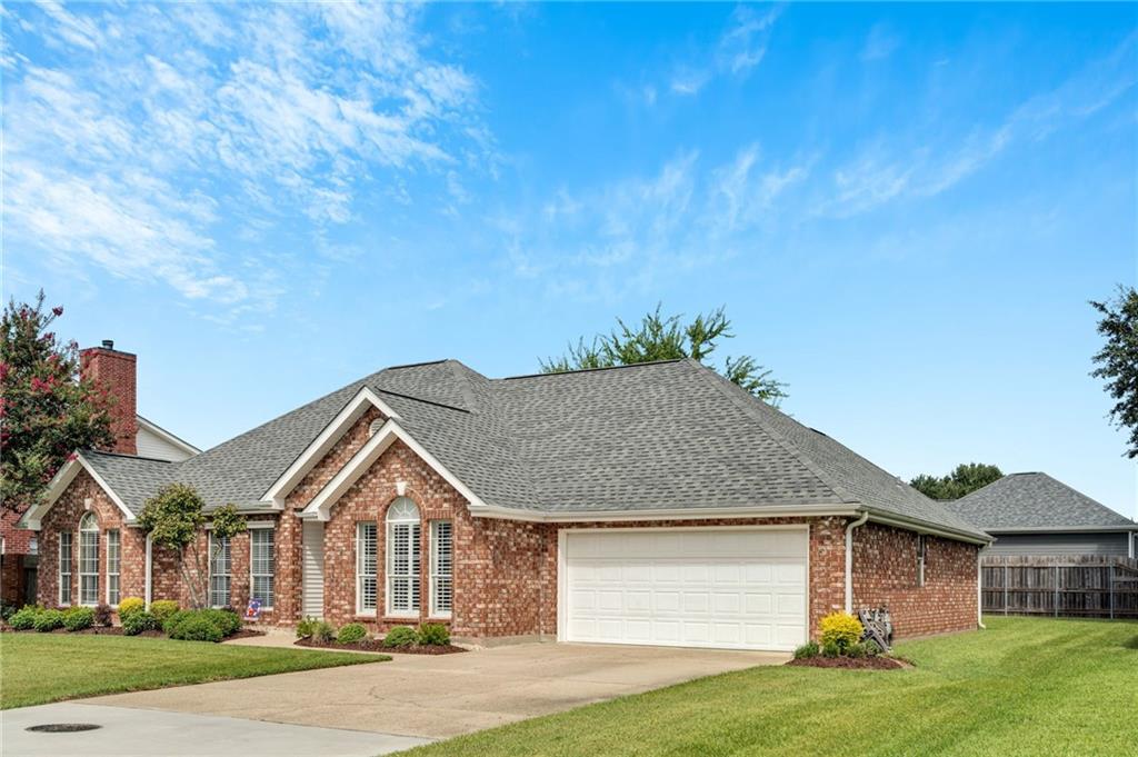 106 DOGWOOD Drive