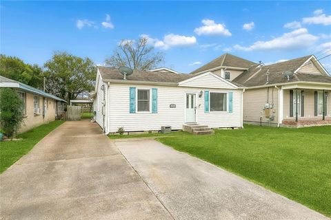 Photo of 5041 OAK Drive, Marrero, LA 70072 (MLS # 2545765)