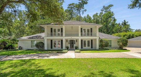 Photo of 72 RIVERDALE Drive, Covington, LA 70433 (MLS # 2562673)