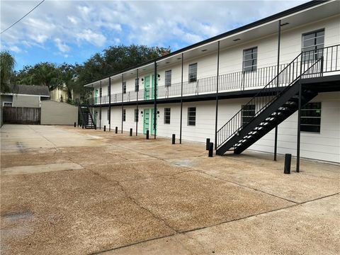 912 4TH Street New Orleans LA 70130